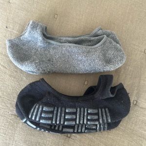 Sticky socks for barre, pure barre, non slip, workout, grippy socks